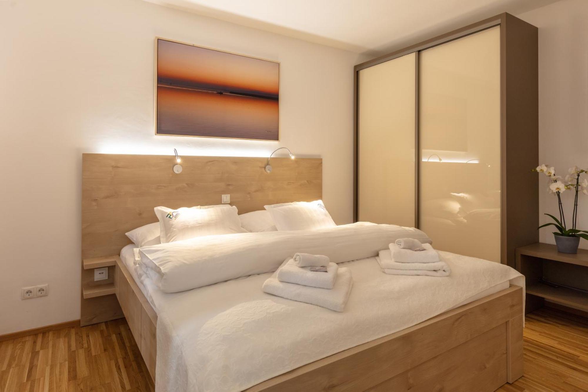 Pannonia Appartements 2 นอยซีเดิลอัมเซ ห้อง รูปภาพ